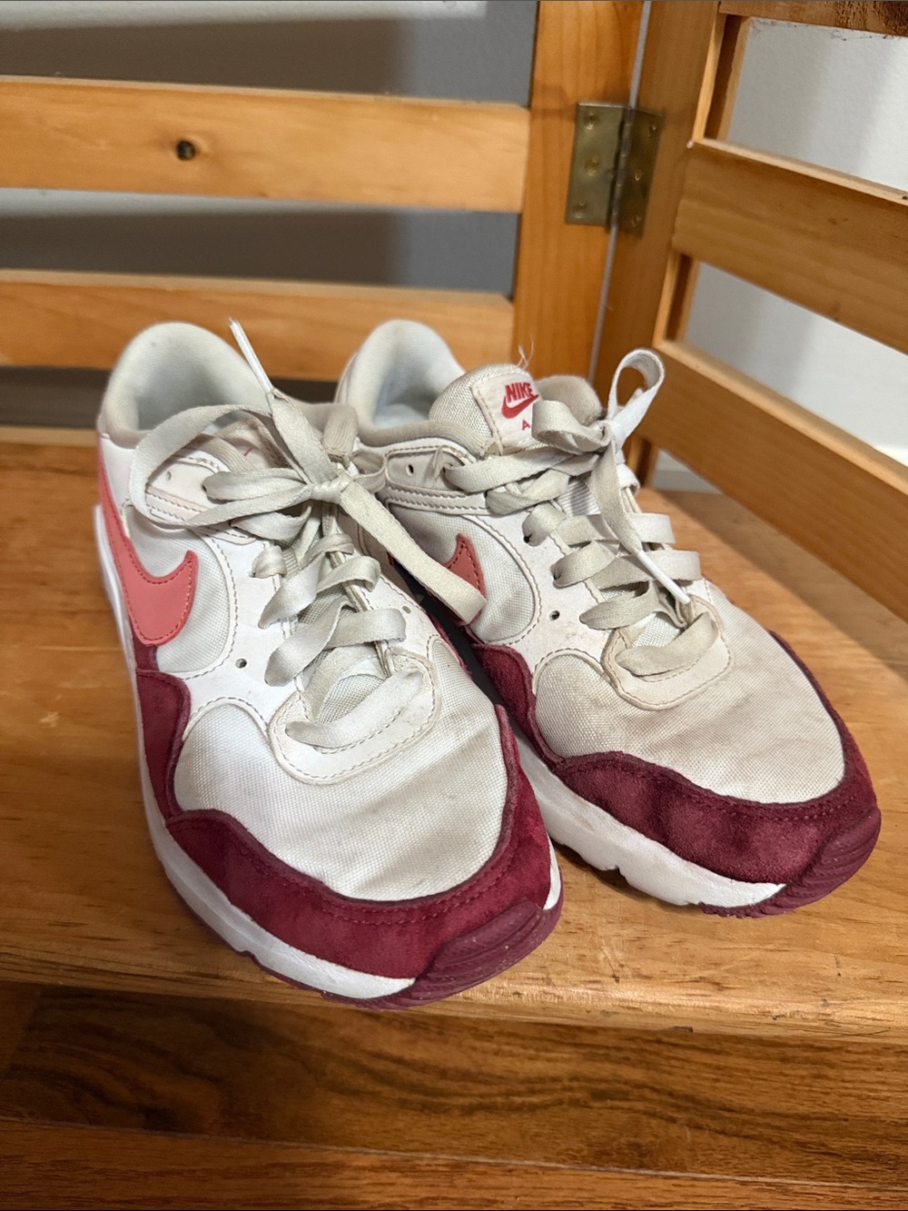 Nike Retro Running Sneakers in White, Burgundy, and Pink